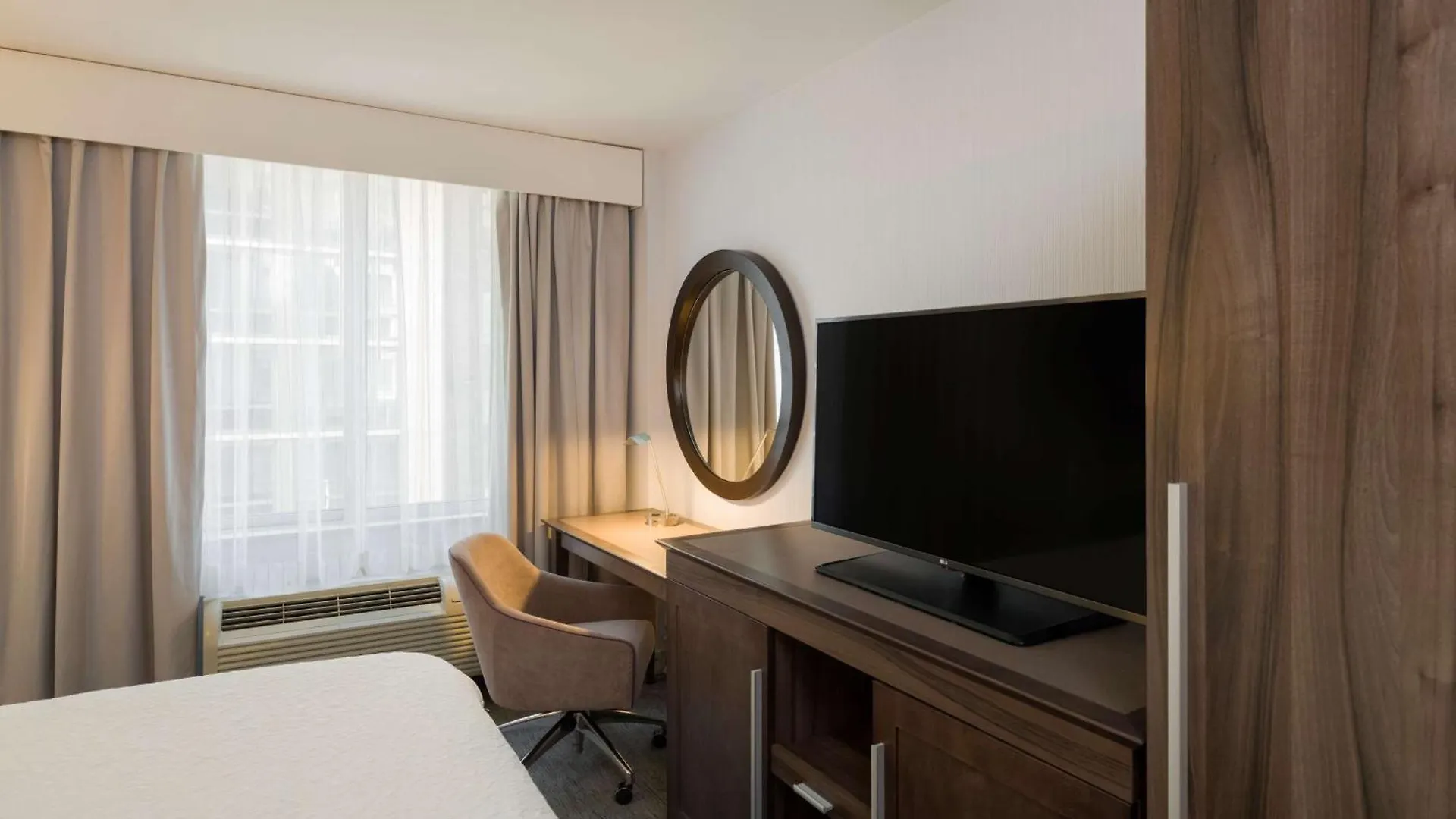 Hampton Inn Manhattan - Times Square South New York Hotell
