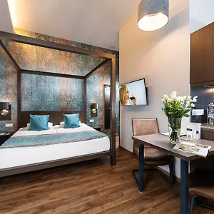 Opera Garden Hotel&apartments Hotell