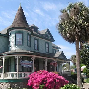 https://pensacola-victorian-bed-and-breakfast.hotels-destin.com